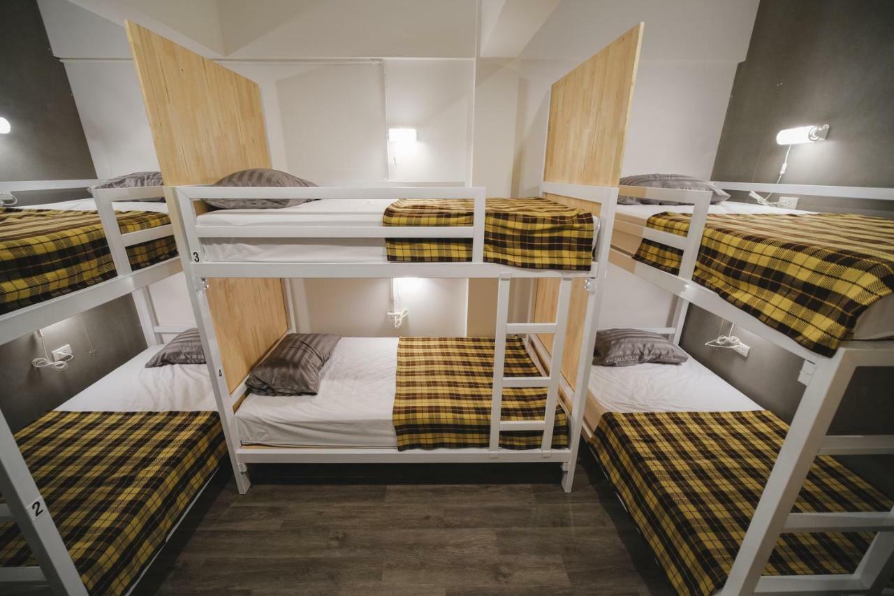 Fun Dee Hostel Ayutthaya מראה חיצוני תמונה