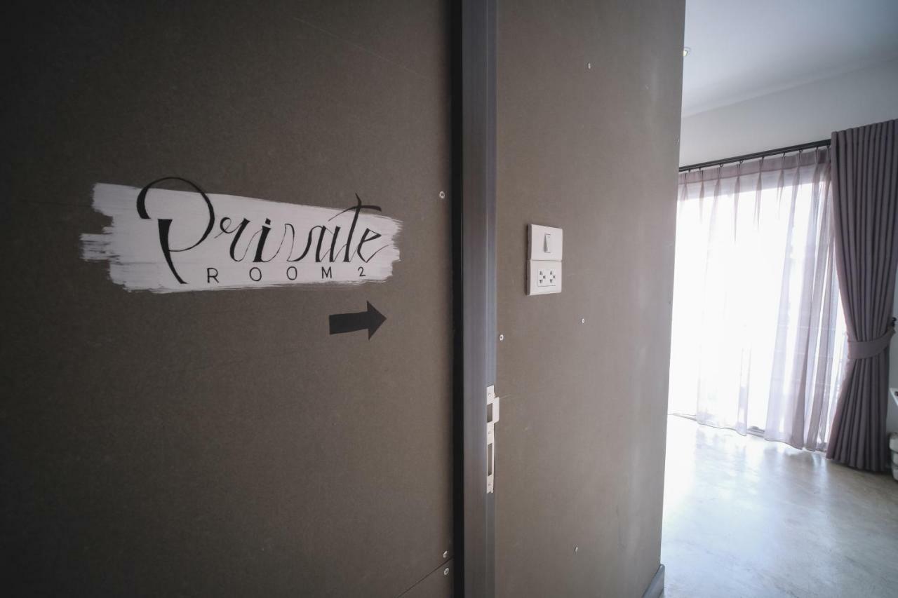 Fun Dee Hostel Ayutthaya מראה חיצוני תמונה