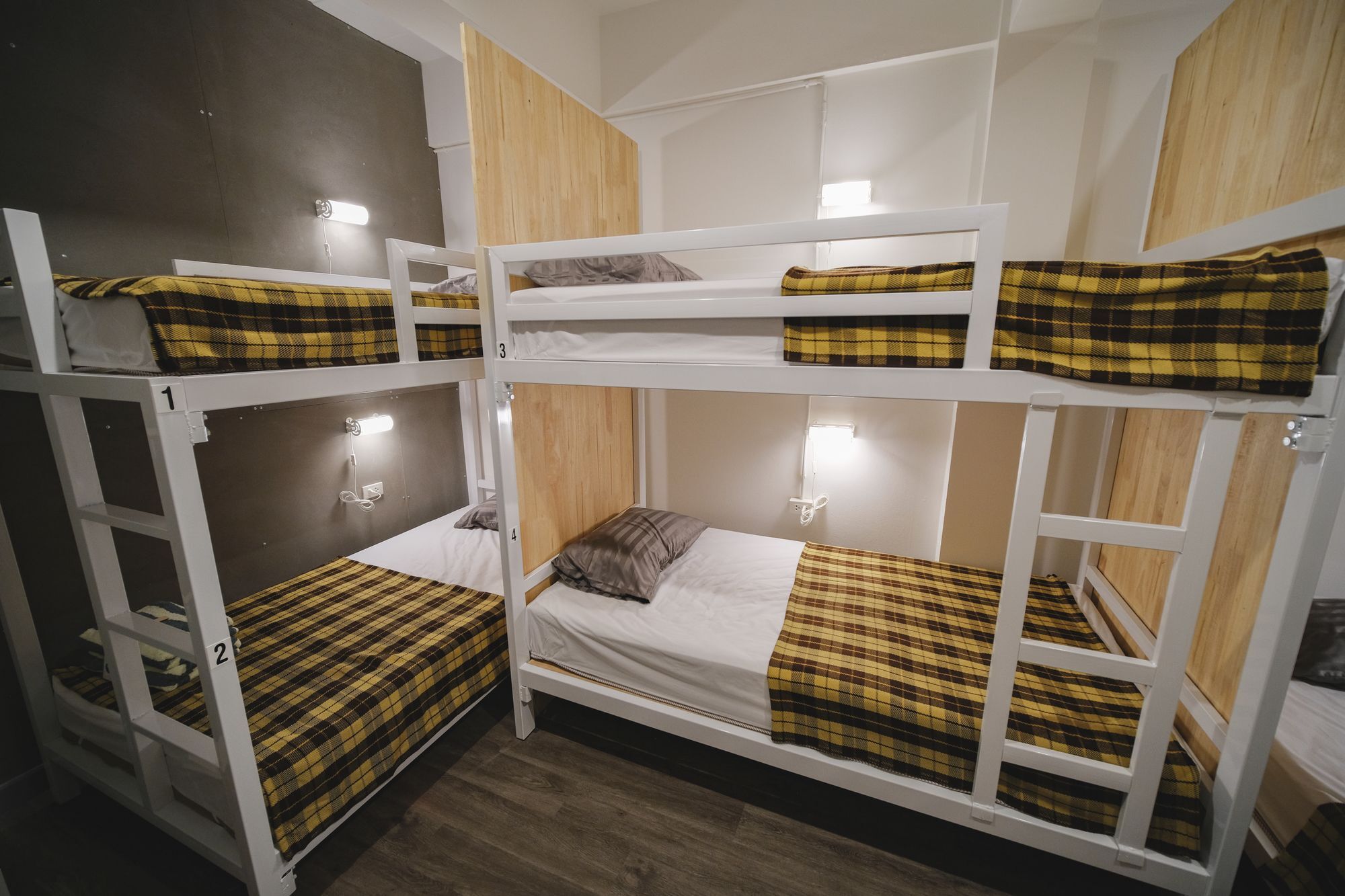 Fun Dee Hostel Ayutthaya מראה חיצוני תמונה