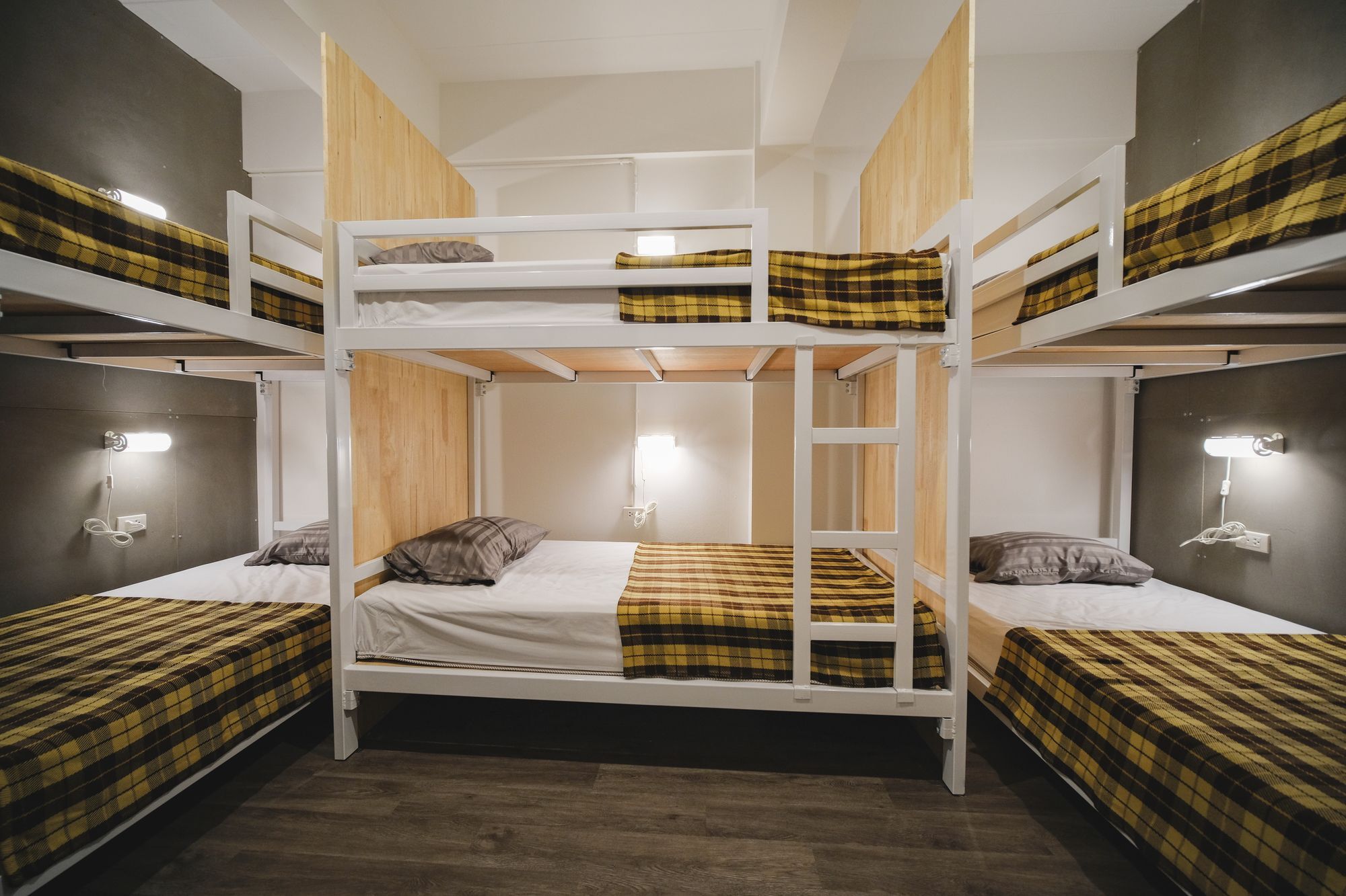 Fun Dee Hostel Ayutthaya מראה חיצוני תמונה